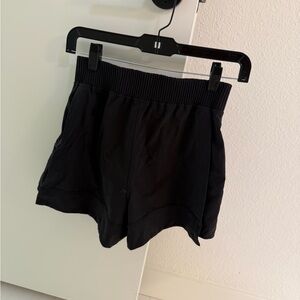 Lululemon Stretch Woven Relaxed-Fit High-Rise Short 4" Black